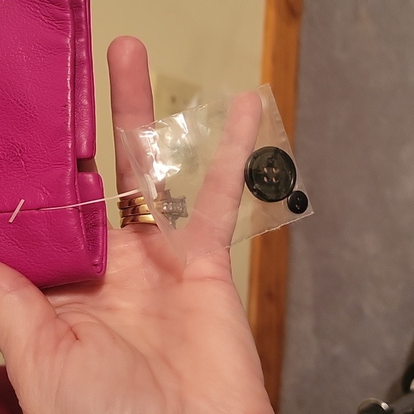 Spiegel Women's Hot Pink Leather Jacket Size 4. - Picture 3 of 6